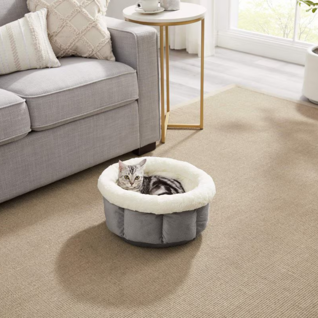 Best Friends by Sheri Cuddle Cup Ilan Dog & Cat Bed