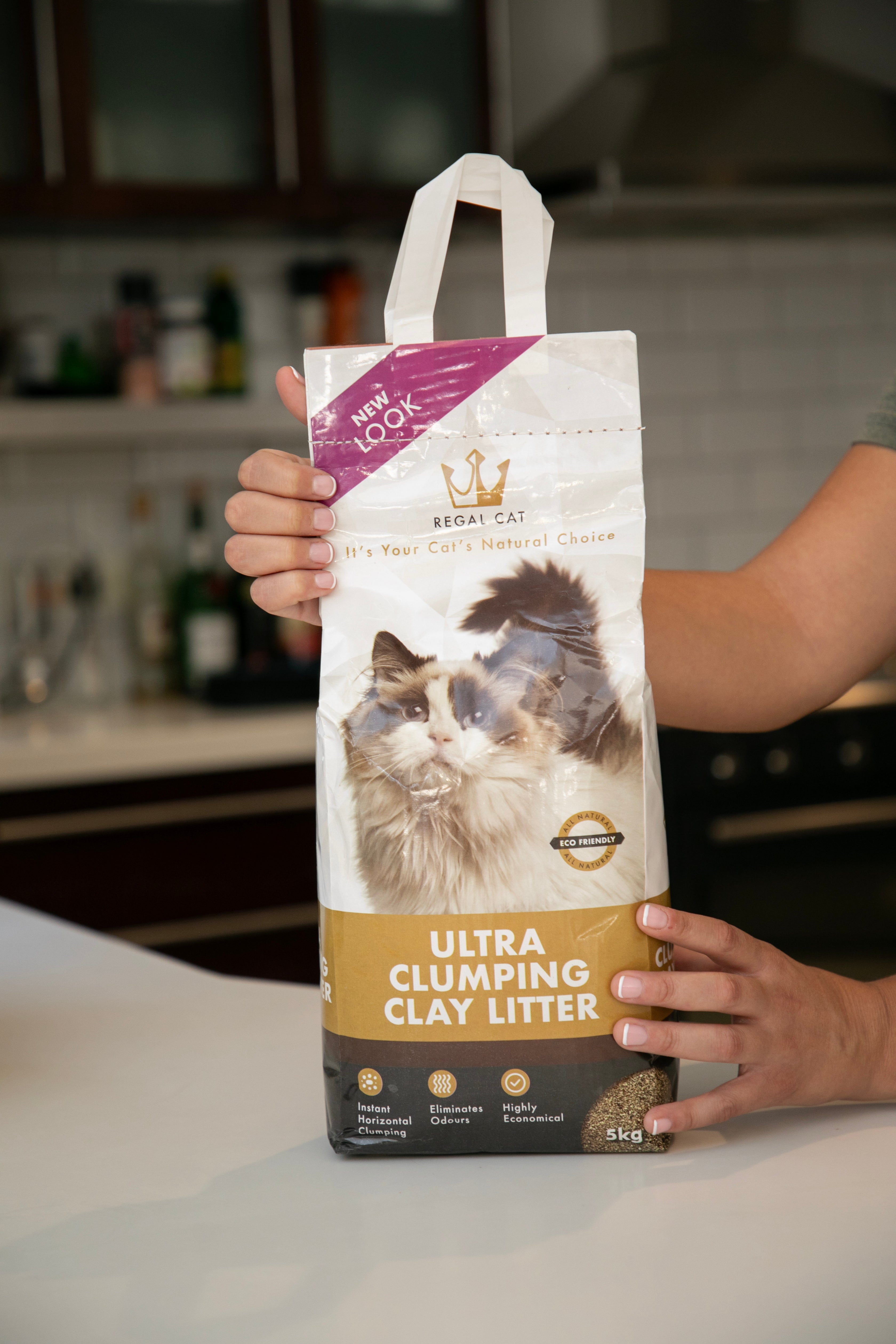 Regal Ultra Clumping Clay Litter