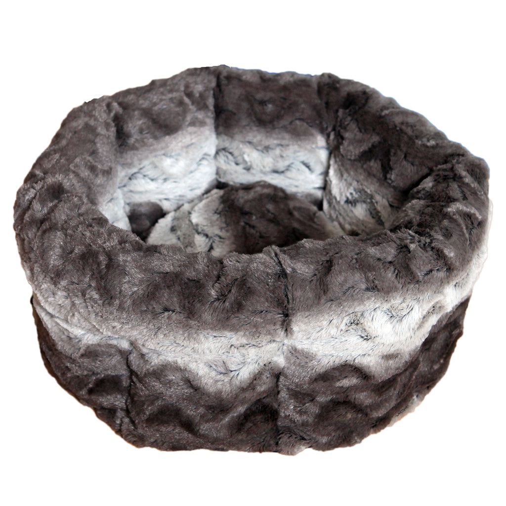RWD65_Rosewood_Grey & Cream Snuggle Plush Round