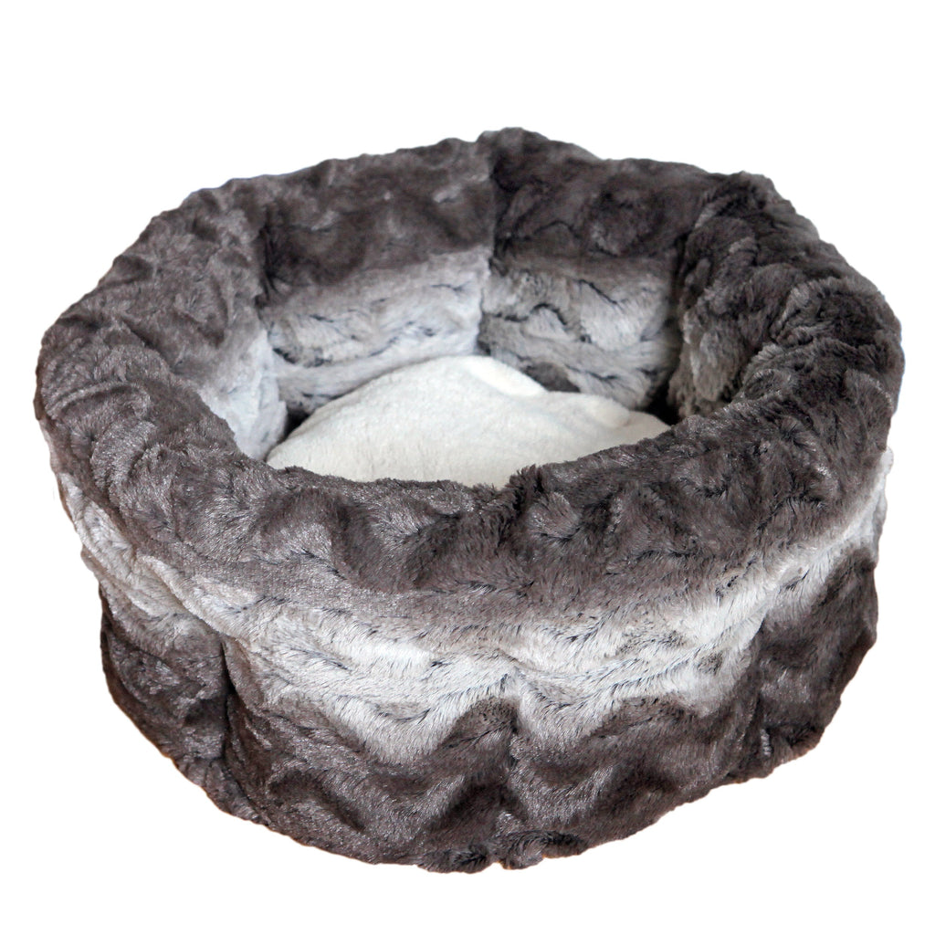 RWD65_Rosewood_Grey & Cream Snuggle Plush Round