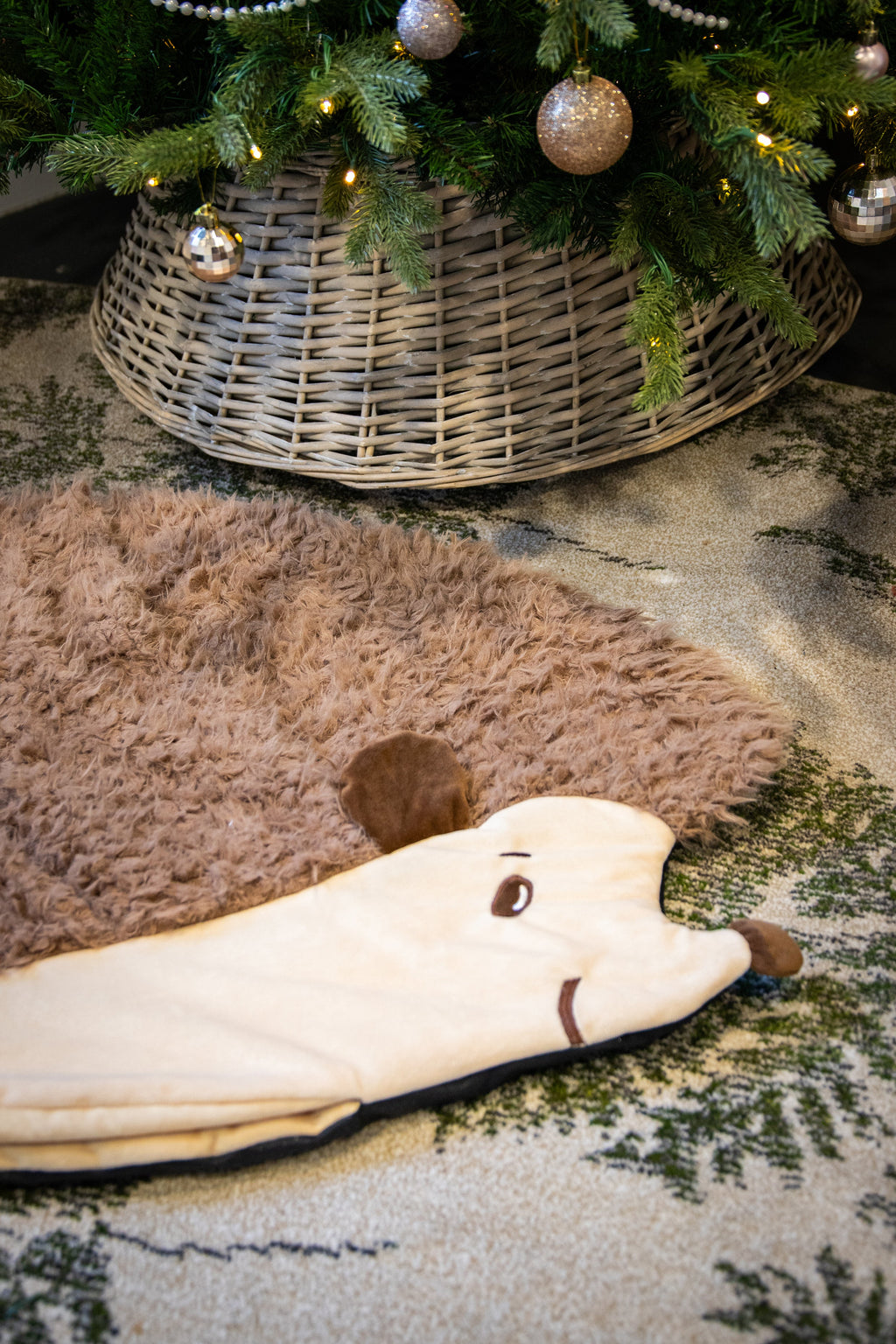 Hedgehog Snuffle & Burrow Blanket