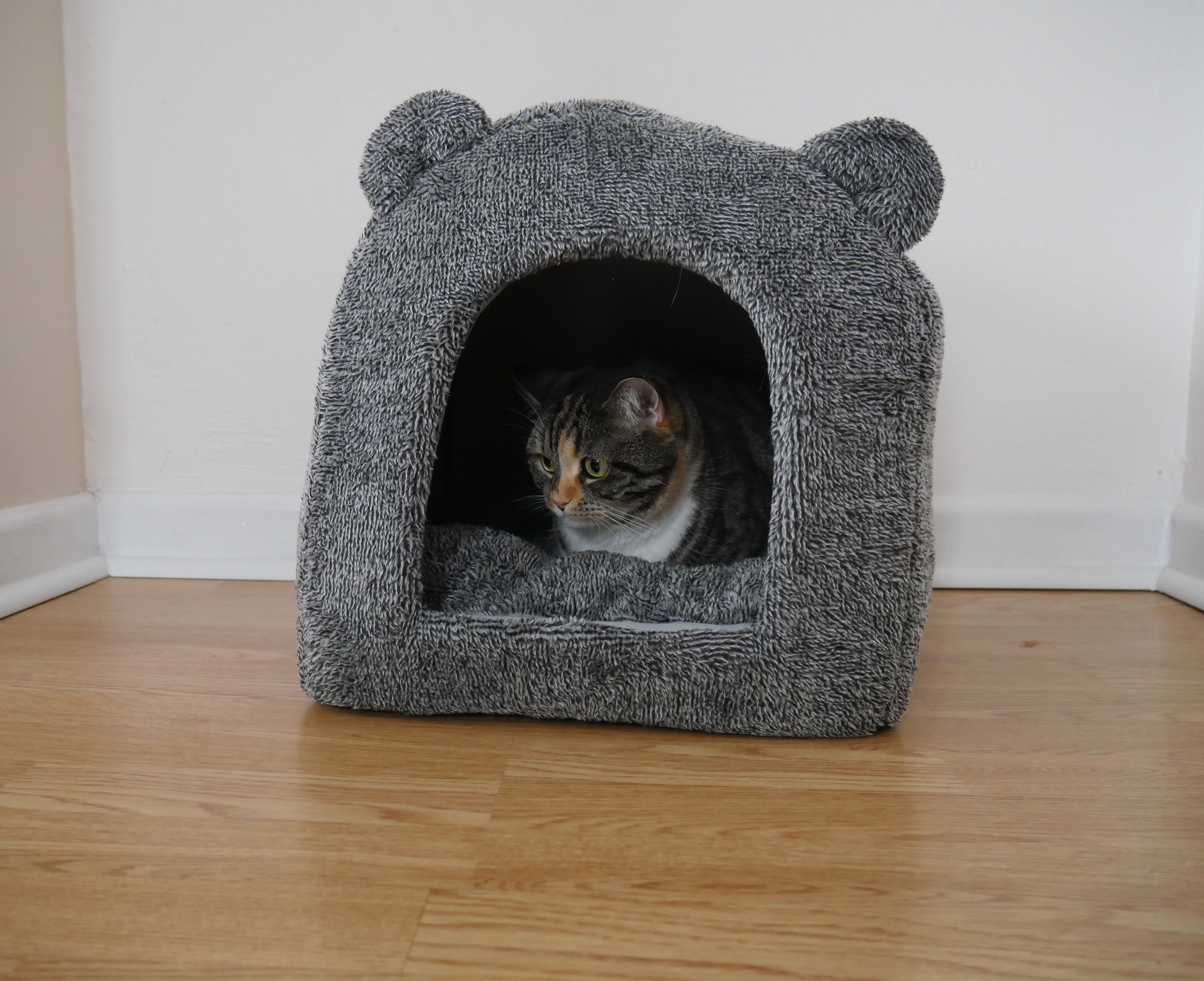 Rosewood_Teddy Bear Cat Bed (38cm x 38cm)